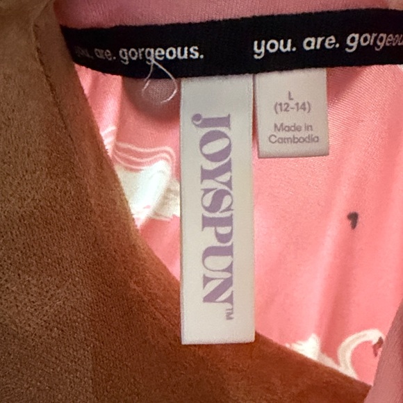 Charming Pink Swan Print Capri Pajama Set Soft - Picture 2 of 7